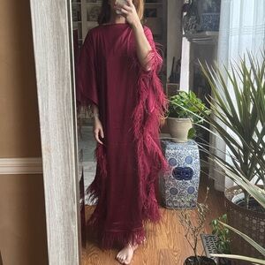 Marie by Victoria dunn Elegant maroon deep red feather Fringe Dress nwt